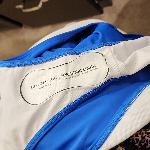 NEW Bloomchic frill trim ruffle hem ruched swim dress 2x - Picture 7 of 7